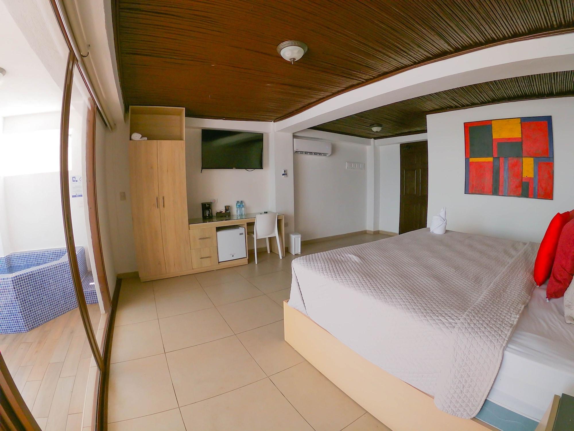 Hotel Los Farallones ラ・リベルタード エクステリア 写真