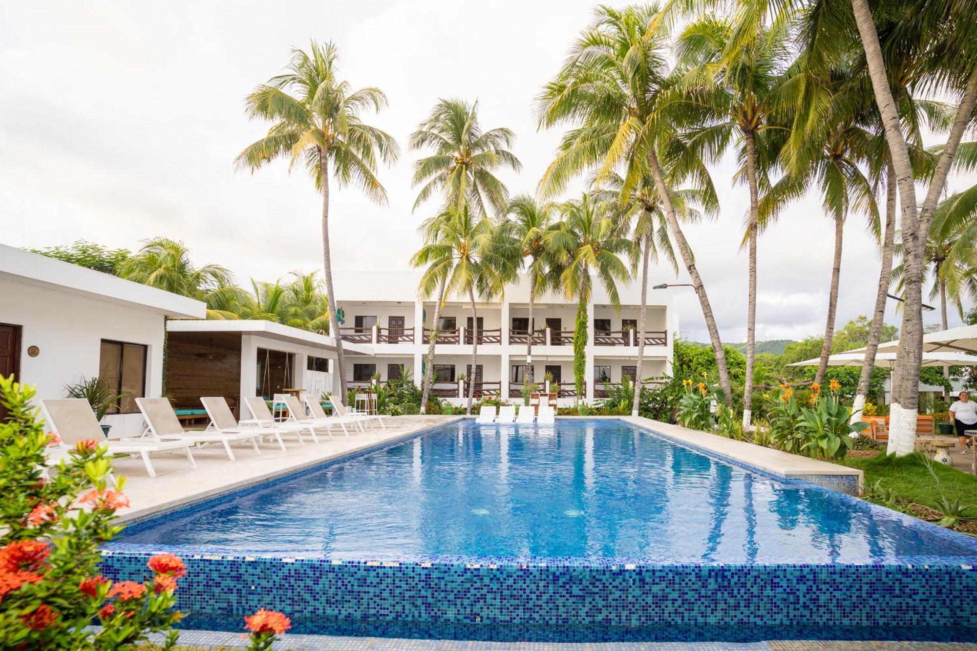 Hotel Los Farallones ラ・リベルタード エクステリア 写真