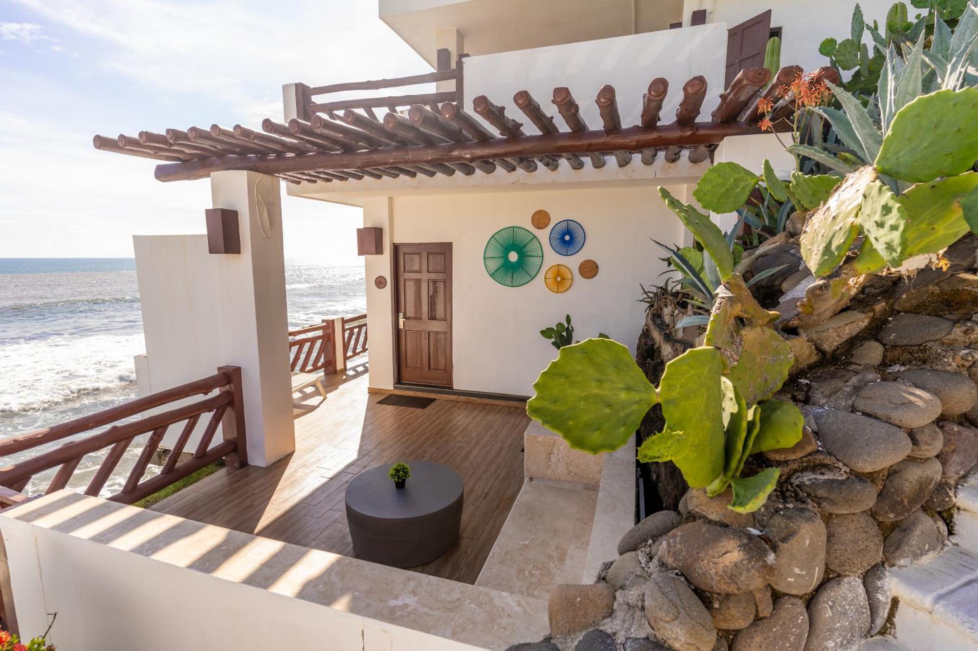 Hotel Los Farallones ラ・リベルタード エクステリア 写真