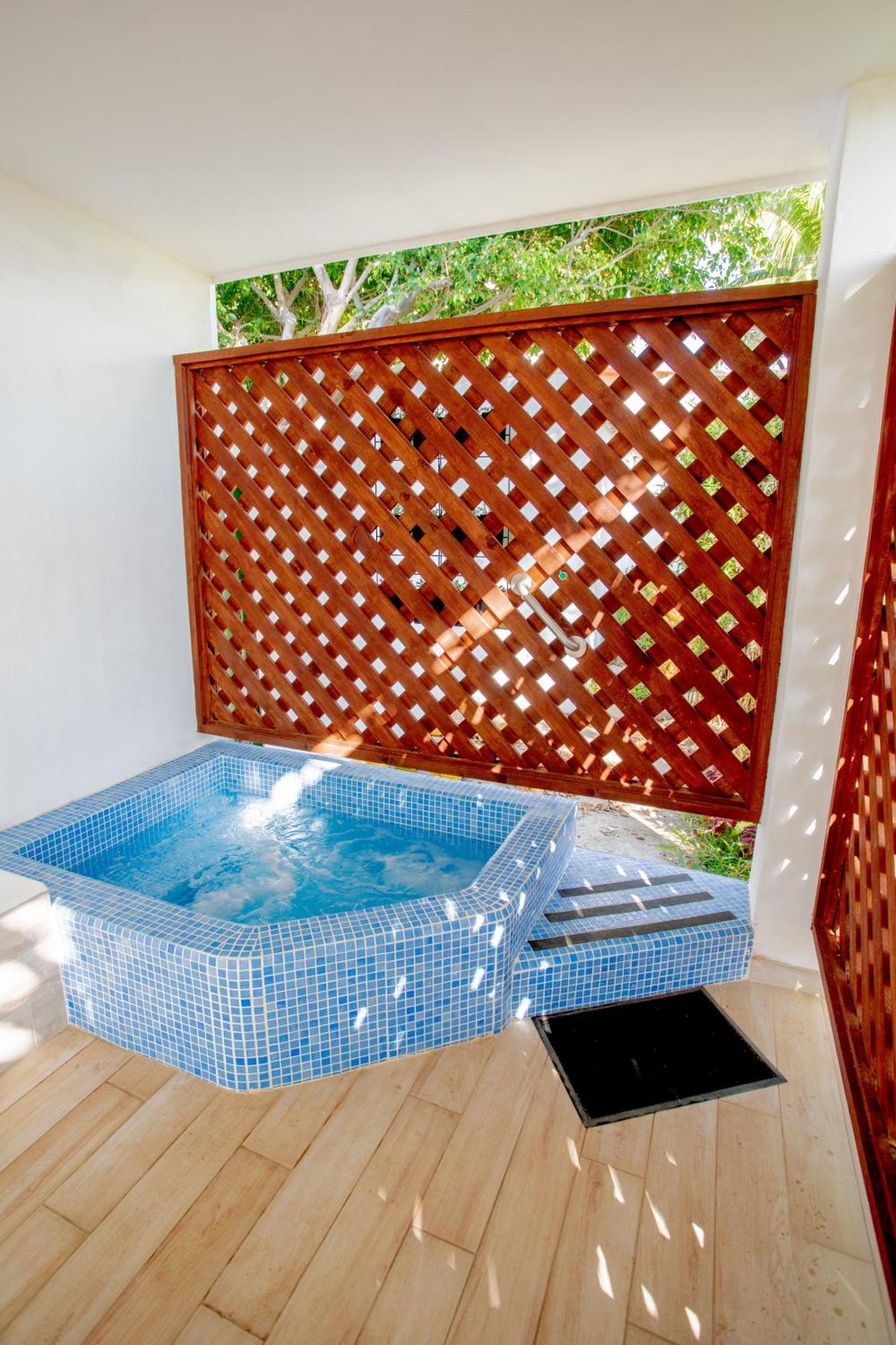 Hotel Los Farallones ラ・リベルタード 部屋 写真