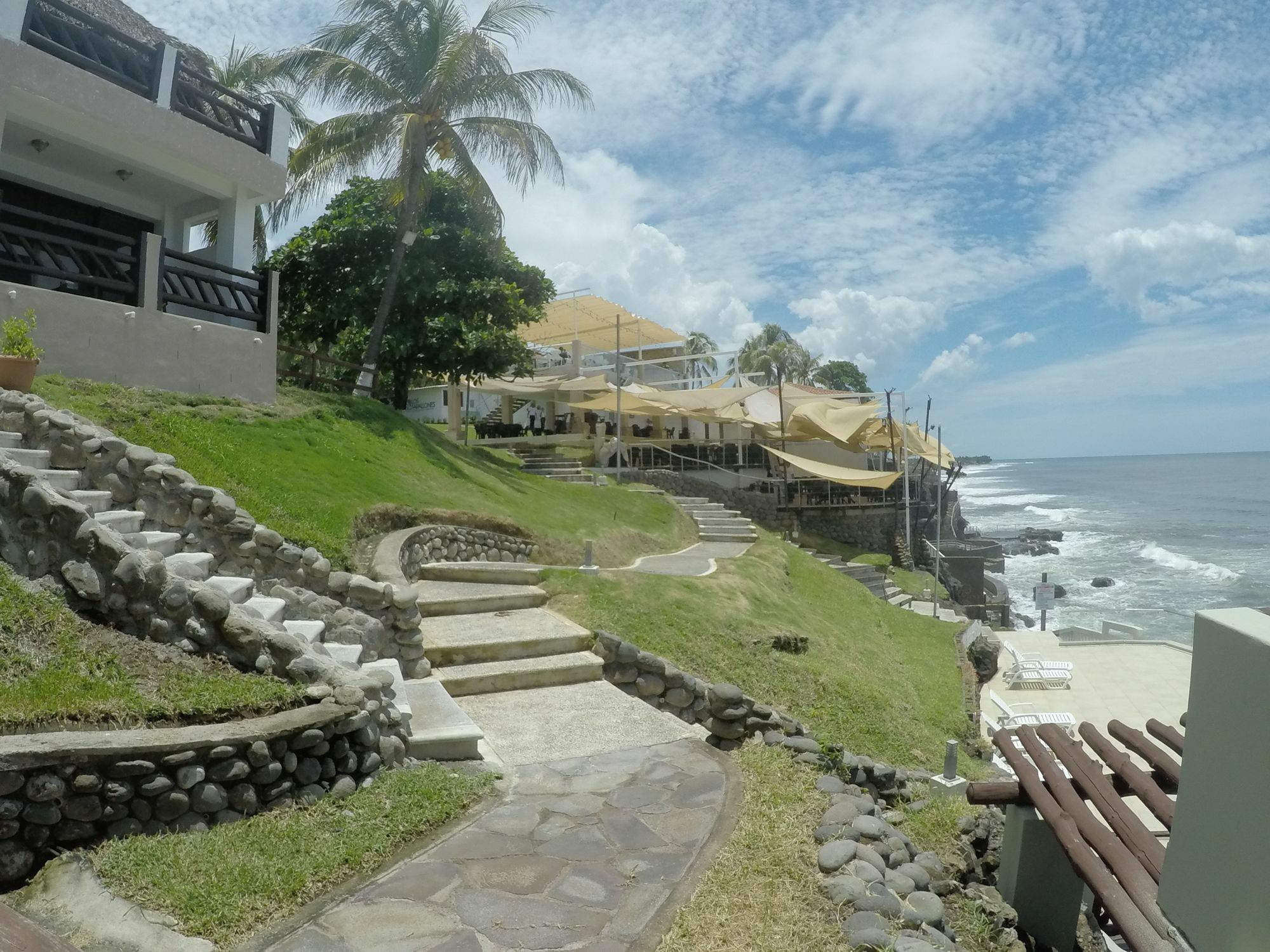 Hotel Los Farallones ラ・リベルタード エクステリア 写真